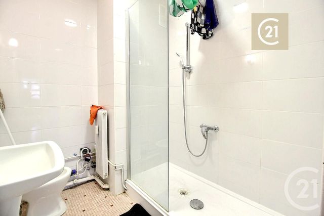 Appartement F3 à vendre - 3 pièces - 62 m2 - Livry Gargan - 93 - ILE-DE-FRANCE