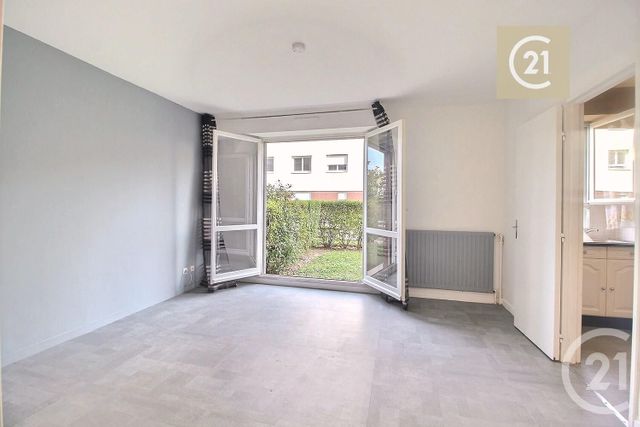 Appartement F1 à vendre - 1 pièce - 25,83 m2 - Les Pavillons Sous Bois - 93 - ILE-DE-FRANCE
