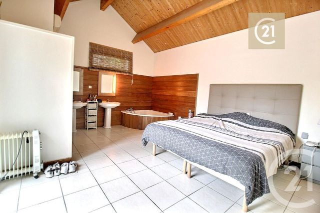 Maison à vendre - 11 pièces - 284,06 m2 - Coubron - 93 - ILE-DE-FRANCE