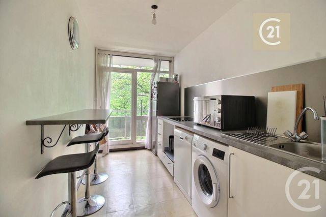 Appartement F4 à vendre - 4 pièces - 78,55 m2 - Livry Gargan - 93 - ILE-DE-FRANCE