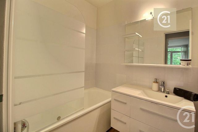 Appartement F4 à vendre - 4 pièces - 78,55 m2 - Livry Gargan - 93 - ILE-DE-FRANCE