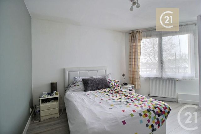 Appartement &agrave; vendre - 3 pi&egrave;ces - 61 m2 - Livry Gargan - 93 - ILE-DE-FRANCE