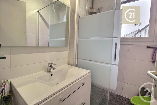 Appartement &agrave; vendre - 3 pi&egrave;ces - 61 m2 - Livry Gargan - 93 - ILE-DE-FRANCE