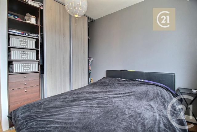 Appartement &agrave; vendre - 2 pi&egrave;ces - 40 m2 - Livry Gargan - 93 - ILE-DE-FRANCE