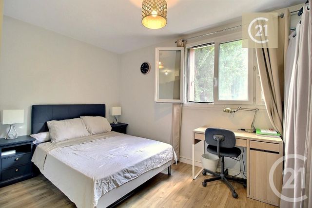 Appartement F4 &agrave; vendre - 4 pi&egrave;ces - 67,93 m2 - Livry Gargan - 93 - ILE-DE-FRANCE