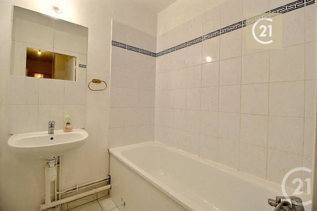 Appartement F3 &agrave; vendre - 3 pi&egrave;ces - 60,01 m2 - Les Pavillons Sous Bois - 93 - ILE-DE-FRANCE