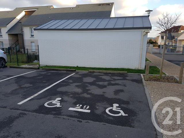 Parking à louer - 16,50 m2 - St Etienne Du Rouvray - 76 - HAUTE-NORMANDIE