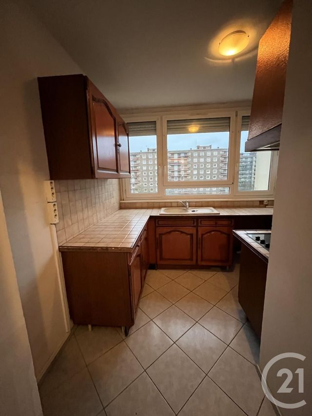 Appartement F3 à louer - 3 pièces - 55,70 m2 - Rouen - 76 - HAUTE-NORMANDIE