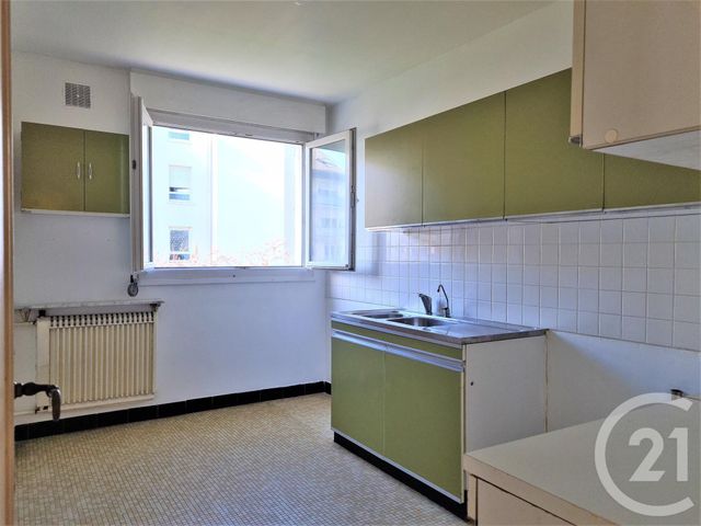 Appartement F4 &agrave; vendre - 4 pi&egrave;ces - 76 m2 - Rouen - 76 - HAUTE-NORMANDIE