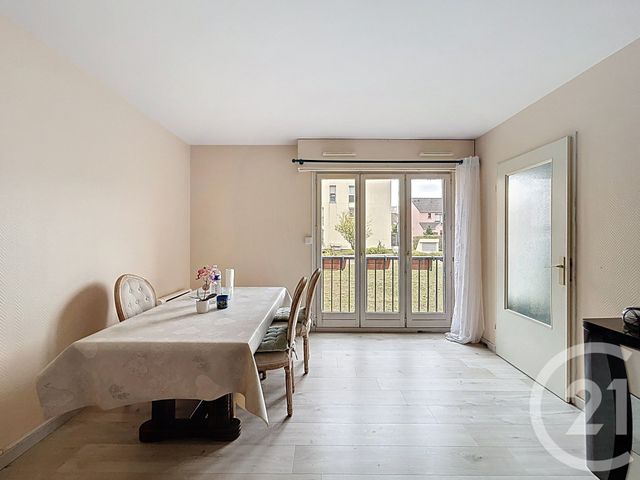 Appartement T5 à vendre - 4 pièces - 82,08 m2 - Rouen - 76 - HAUTE-NORMANDIE