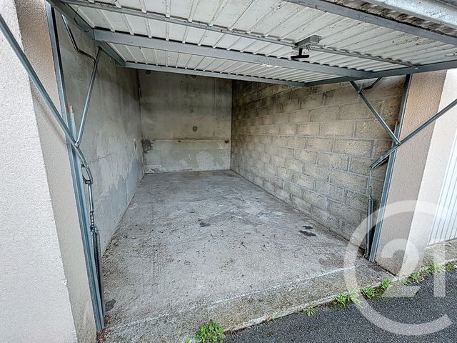 Appartement F3 à vendre - 3 pièces - 62,77 m2 - Le Petit Quevilly - 76 - HAUTE-NORMANDIE