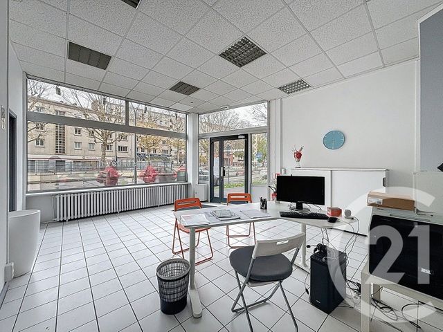 Appartement Local à vendre - 4 pièces - 89 m2 - Rouen - 76 - HAUTE-NORMANDIE