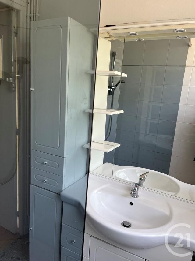 Appartement F4 à louer - 4 pièces - 65,82 m2 - Rouen - 76 - HAUTE-NORMANDIE