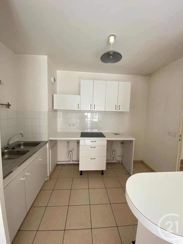 Appartement F3 &agrave; louer - 3 pi&egrave;ces - 64,79 m2 - Rouen - 76 - HAUTE-NORMANDIE