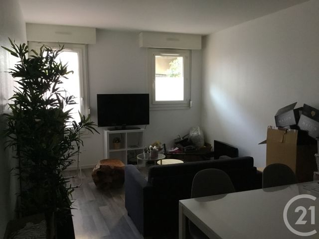 Appartement F2 &agrave; louer - 2 pi&egrave;ces - 50 m2 - Rouen - 76 - HAUTE-NORMANDIE
