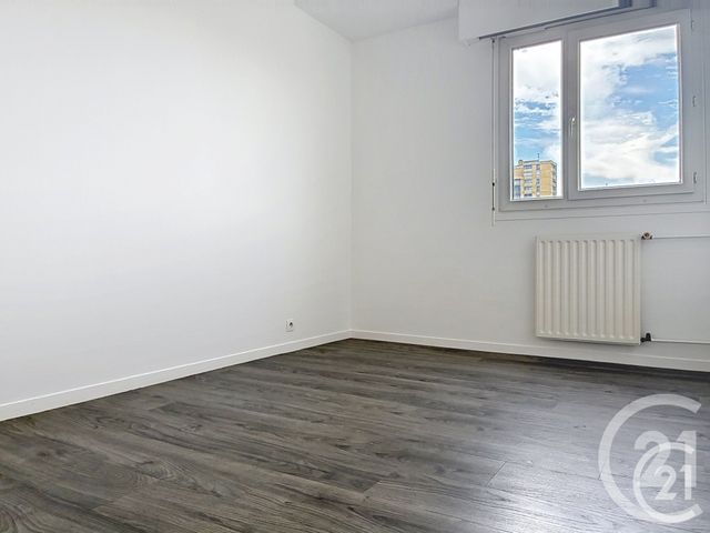 Appartement F4 &agrave; louer - 4 pi&egrave;ces - 92,12 m2 - Rouen - 76 - HAUTE-NORMANDIE