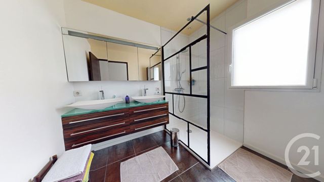 Maison à vendre - 8 pièces - 188,10 m2 - St Herblain - 44 - PAYS-DE-LOIRE