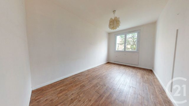 Appartement F4 à vendre - 4 pièces - 77,59 m2 - St Herblain - 44 - PAYS-DE-LOIRE