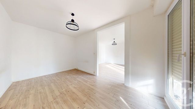 Appartement F4 à vendre - 4 pièces - 77,59 m2 - St Herblain - 44 - PAYS-DE-LOIRE