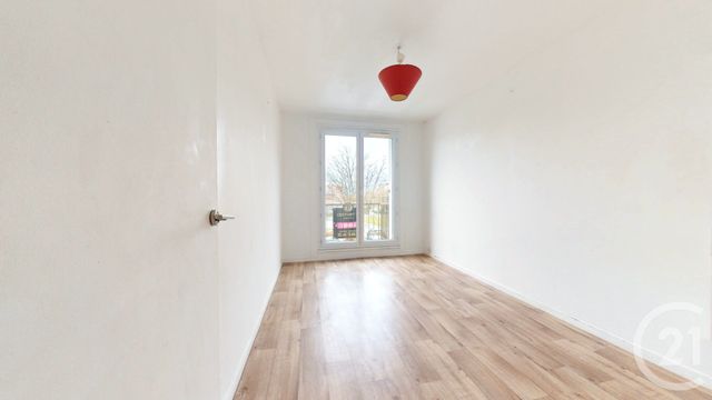 Appartement F4 à vendre - 4 pièces - 77,59 m2 - St Herblain - 44 - PAYS-DE-LOIRE
