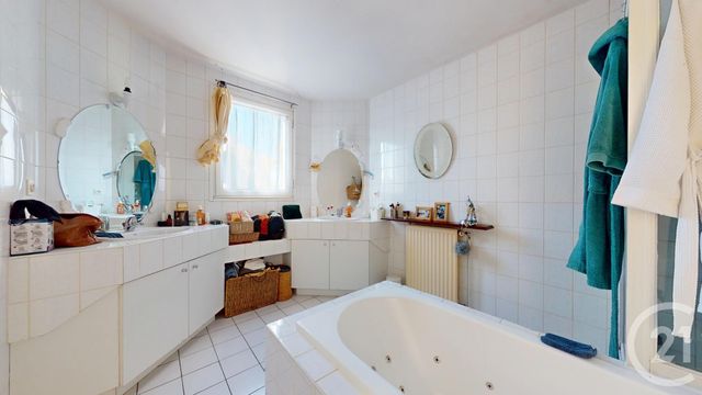 Maison à vendre - 8 pièces - 180,32 m2 - Orvault - 44 - PAYS-DE-LOIRE