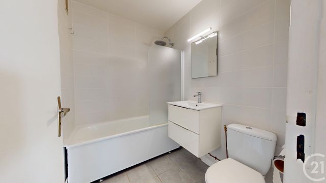 Appartement F2 à vendre - 2 pièces - 48 m2 - St Herblain - 44 - PAYS-DE-LOIRE