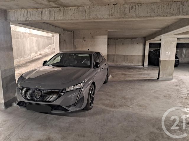 parking - NANTES - 44