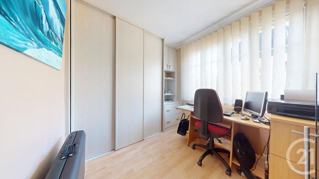 Maison à vendre - 6 pièces - 146,18 m2 - St Herblain - 44 - PAYS-DE-LOIRE