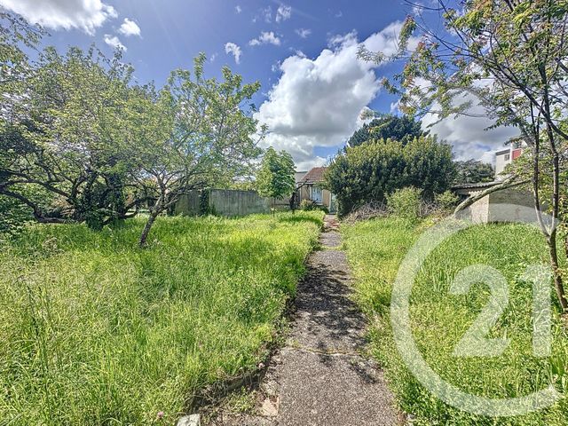 terrain - NANTES - 44