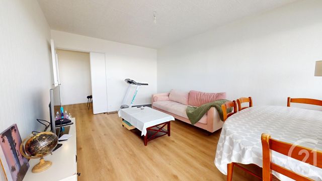 Appartement à vendre - 4 pièces - 80 m2 - St Herblain - 44 - PAYS-DE-LOIRE