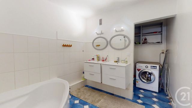 Appartement à vendre - 6 pièces - 102 m2 - St Herblain - 44 - PAYS-DE-LOIRE