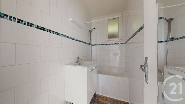 Appartement F3 à louer - 3 pièces - 58 m2 - St Herblain - 44 - PAYS-DE-LOIRE