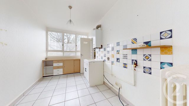 Appartement T4 &agrave; vendre - 5 pi&egrave;ces - 87 m2 - St Herblain - 44 - PAYS-DE-LOIRE