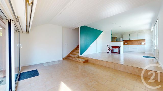 Maison &agrave; louer - 3 pi&egrave;ces - 79,63 m2 - Sautron - 44 - PAYS-DE-LOIRE
