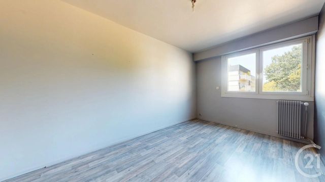 Appartement F4 &agrave; louer - 4 pi&egrave;ces - 100 m2 - St Herblain - 44 - PAYS-DE-LOIRE