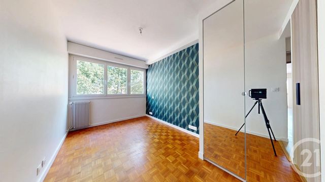 Appartement F4 &agrave; louer - 4 pi&egrave;ces - 100 m2 - St Herblain - 44 - PAYS-DE-LOIRE