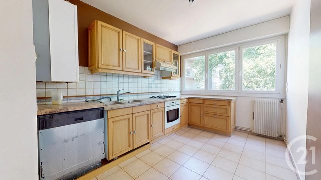 Appartement F4 &agrave; louer - 4 pi&egrave;ces - 100 m2 - St Herblain - 44 - PAYS-DE-LOIRE