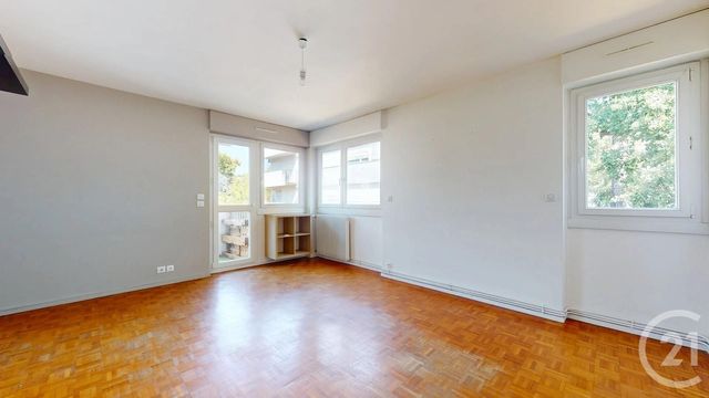 Appartement F4 &agrave; louer - 4 pi&egrave;ces - 100 m2 - St Herblain - 44 - PAYS-DE-LOIRE