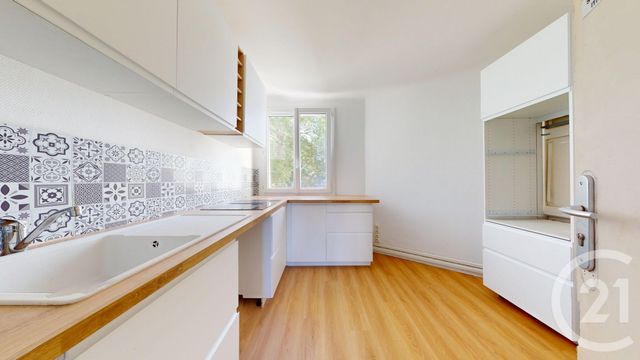Appartement F4 &agrave; vendre - 4 pi&egrave;ces - 75,44 m2 - St Herblain - 44 - PAYS-DE-LOIRE