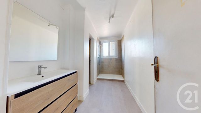 Appartement F4 &agrave; vendre - 4 pi&egrave;ces - 75,44 m2 - St Herblain - 44 - PAYS-DE-LOIRE