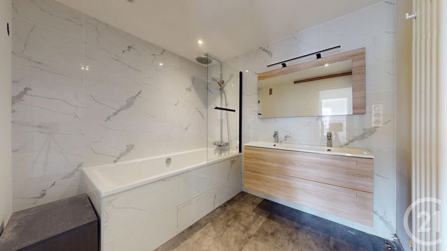 Appartement F4 &agrave; vendre - 4 pi&egrave;ces - 75,24 m2 - St Herblain - 44 - PAYS-DE-LOIRE