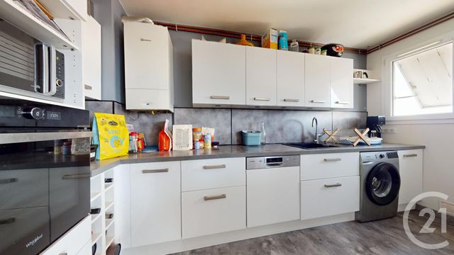 Appartement F4 &agrave; vendre - 4 pi&egrave;ces - 75,24 m2 - St Herblain - 44 - PAYS-DE-LOIRE