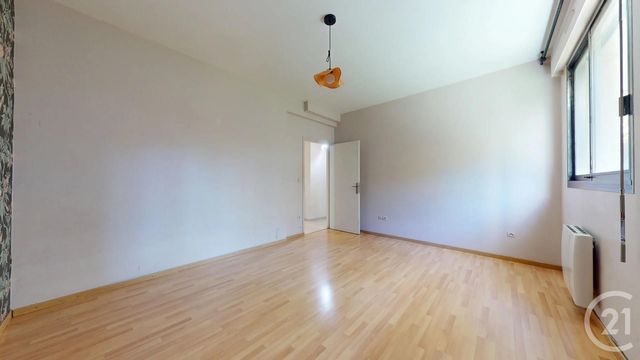 Appartement F3 &agrave; louer - 3 pi&egrave;ces - 90,50 m2 - Nantes - 44 - PAYS-DE-LOIRE