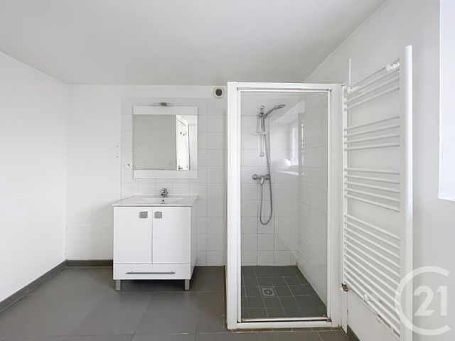 Maison &agrave; louer - 4 pi&egrave;ces - 108,55 m2 - Nantes - 44 - PAYS-DE-LOIRE