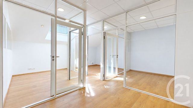 Appartement Local &agrave; louer - 2 pi&egrave;ces - 110 m2 - Nantes - 44 - PAYS-DE-LOIRE