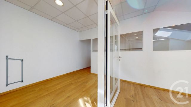 Appartement Local &agrave; louer - 2 pi&egrave;ces - 110 m2 - Nantes - 44 - PAYS-DE-LOIRE