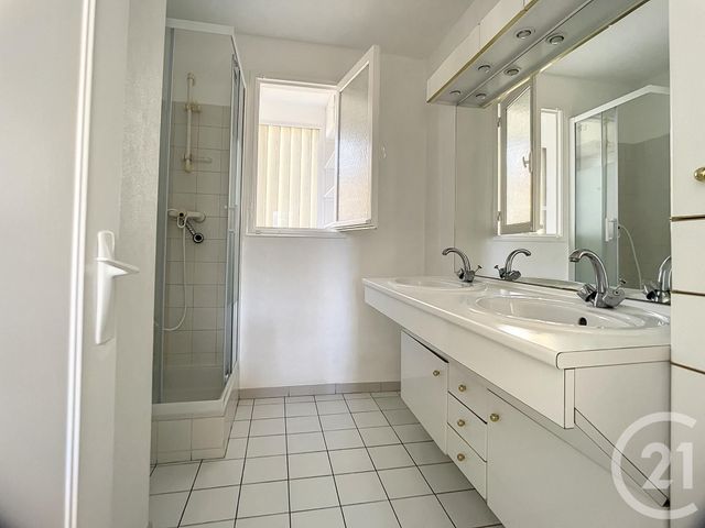 Appartement F4 &agrave; louer - 4 pi&egrave;ces - 72 m2 - Nantes - 44 - PAYS-DE-LOIRE
