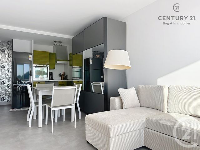 Appartement F2 &agrave; louer - 2 pi&egrave;ces - 39,20 m2 - Houlgate - 14 - BASSE-NORMANDIE