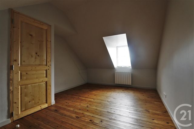 Maison &agrave; louer - 5 pi&egrave;ces - 82,39 m2 - Houlgate - 14 - BASSE-NORMANDIE