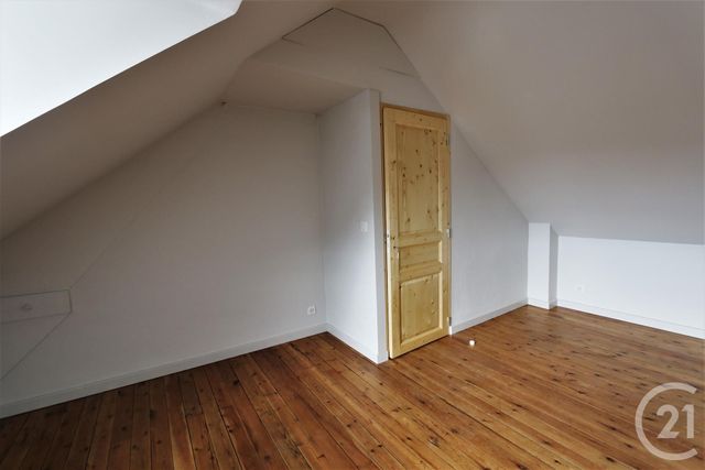 Maison &agrave; louer - 5 pi&egrave;ces - 82,39 m2 - Houlgate - 14 - BASSE-NORMANDIE